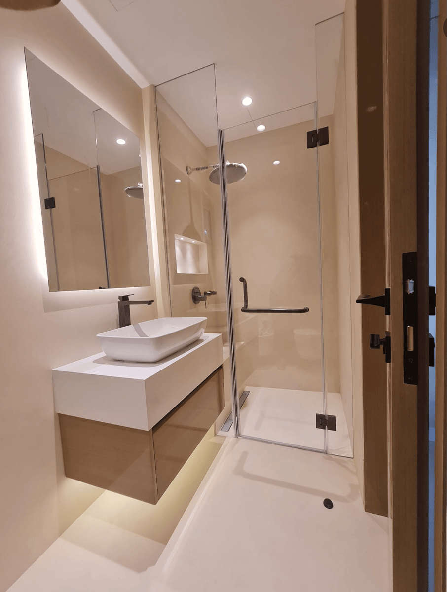 No Burnish Microcement Full Bathroom