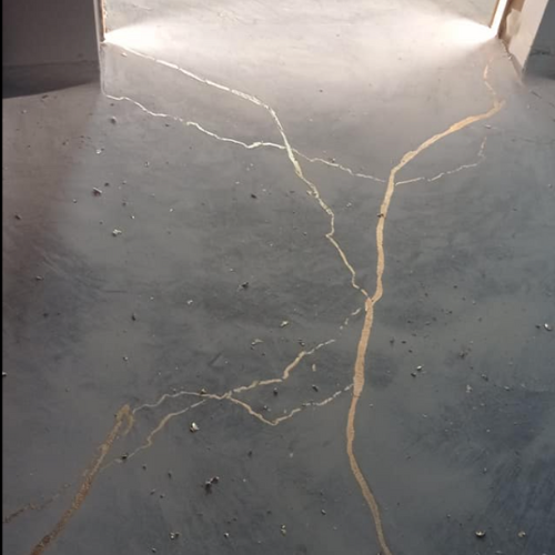 Two-Tone Microcement with Gold Veining