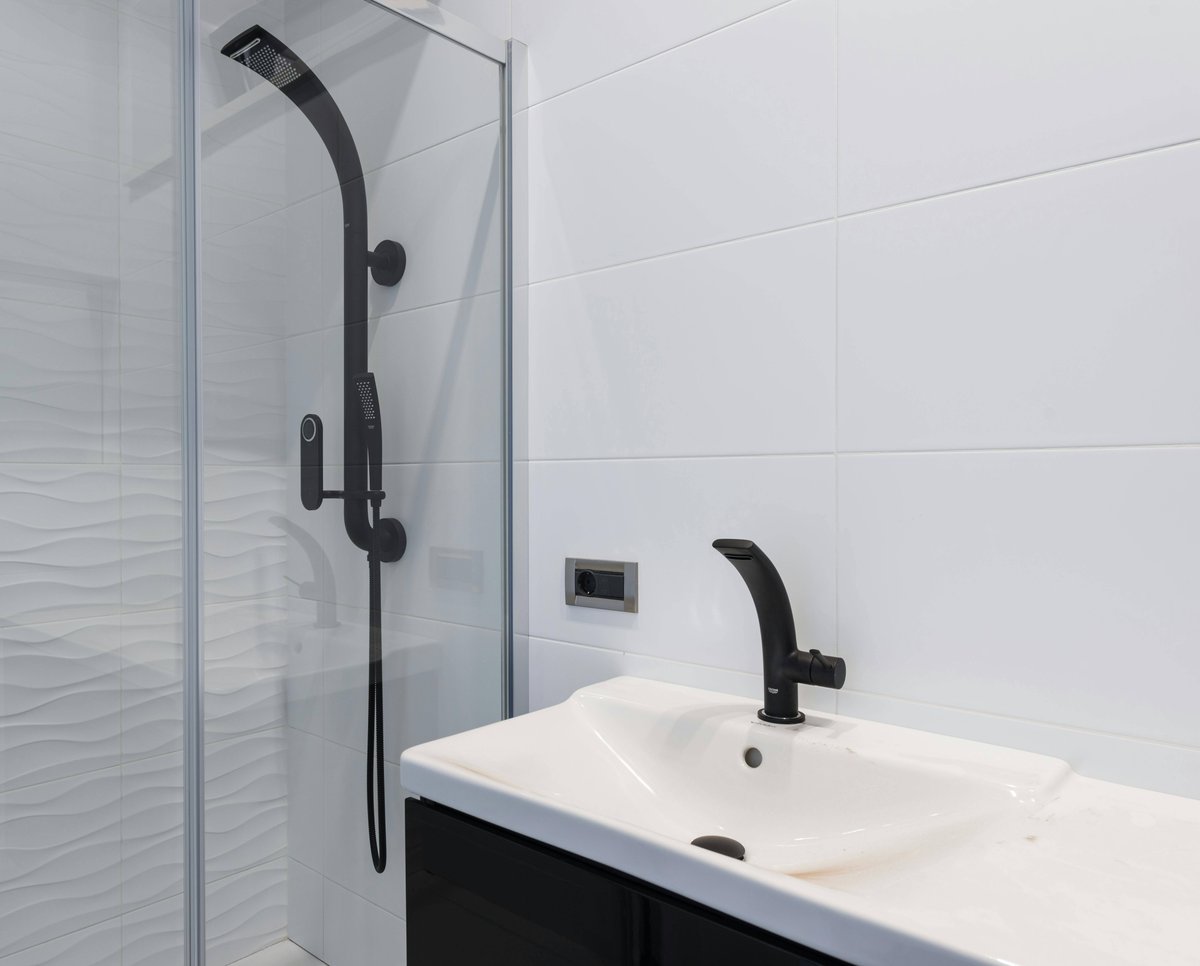 Microcement Full Bathroom