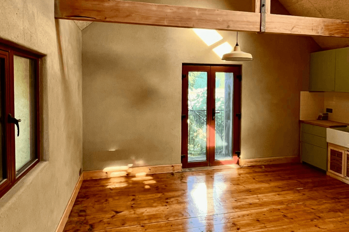 Raw Clay MIL Apartment